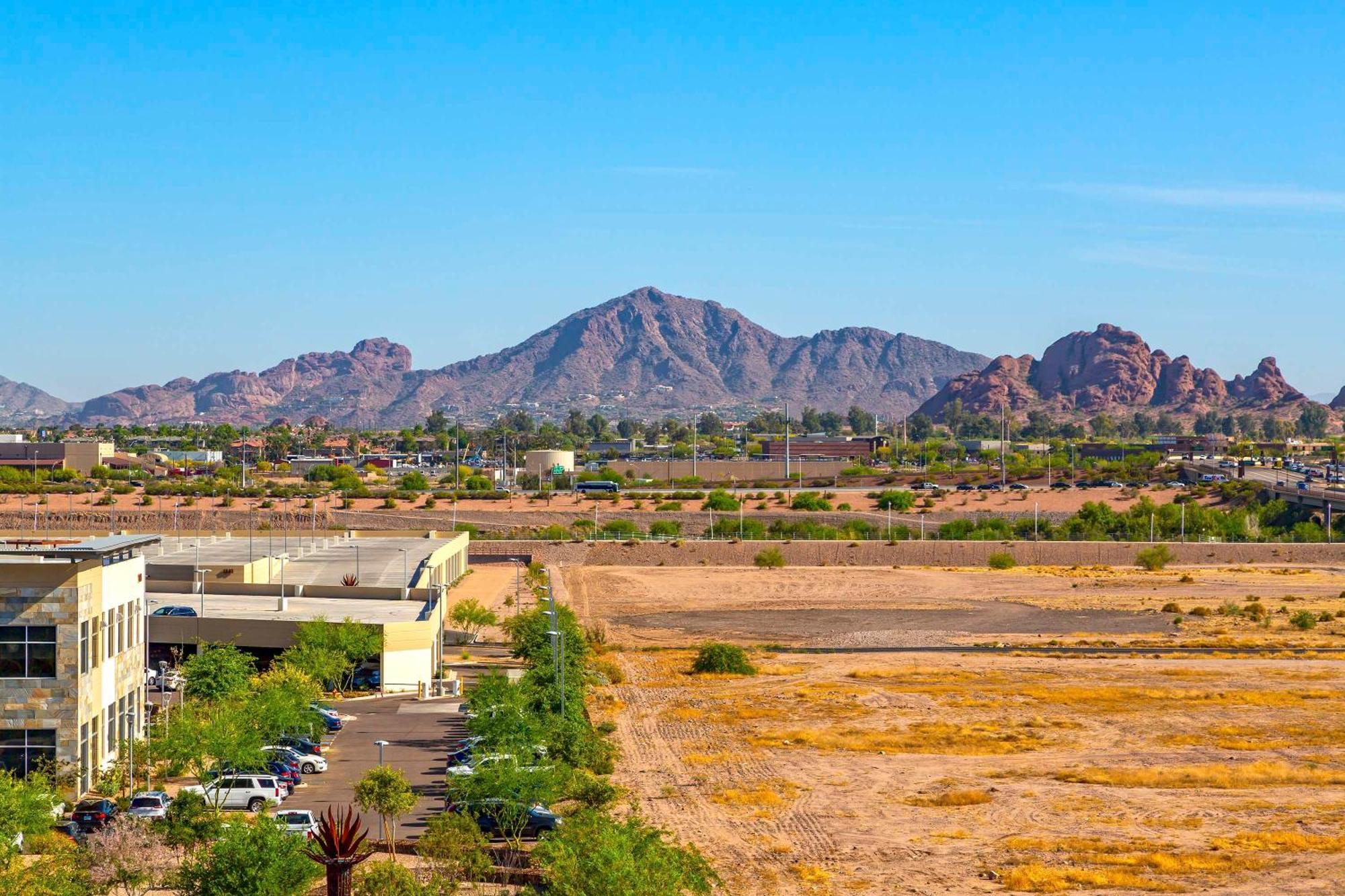 Hyatt Place Tempe Phoenix Airport Exterior photo